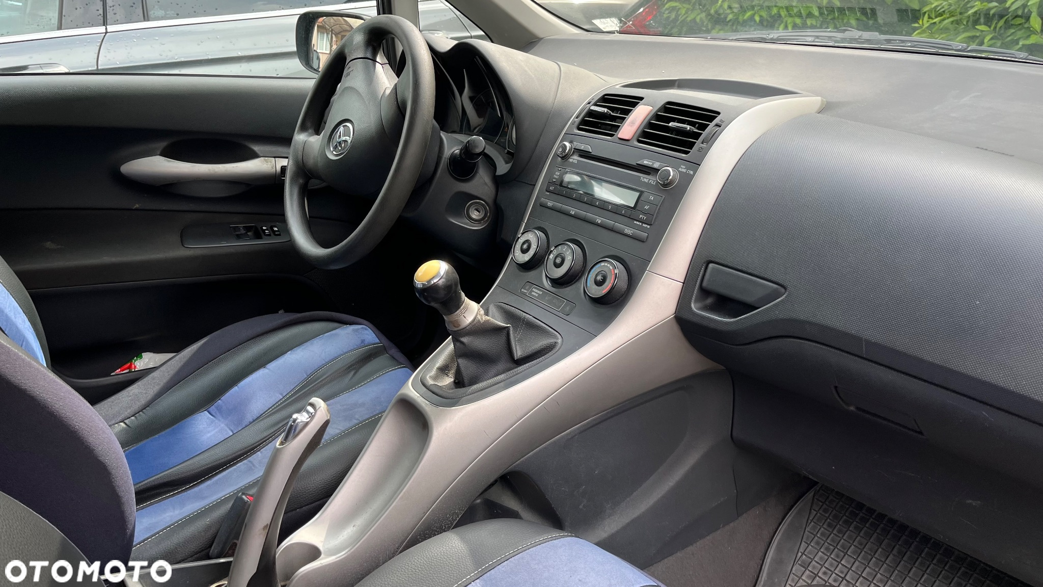 Toyota Auris 1.4 D-4D Luna - 5