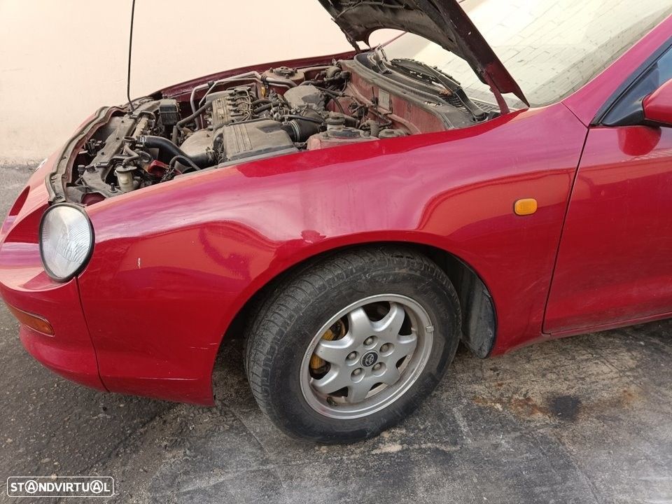 GUARDA-LAMAS FRONTAL ESQUERDO TOYOTA CELICA COUPÉ 1995 - 1