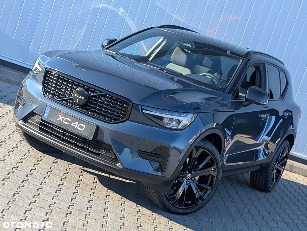 Volvo XC 40 B4 AWD Ultimate Dark - 5