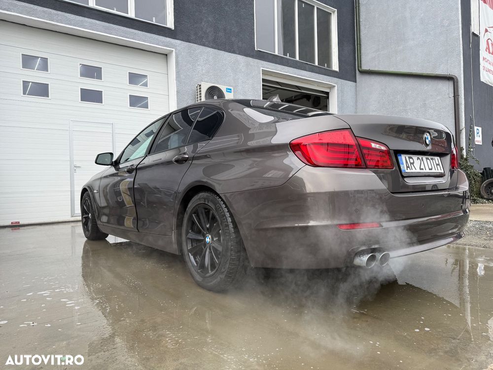 BMW Seria 5 520d Aut. - 8