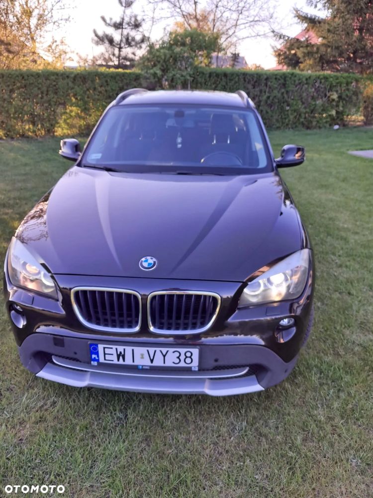 BMW X1 sDrive18d xLine - 2