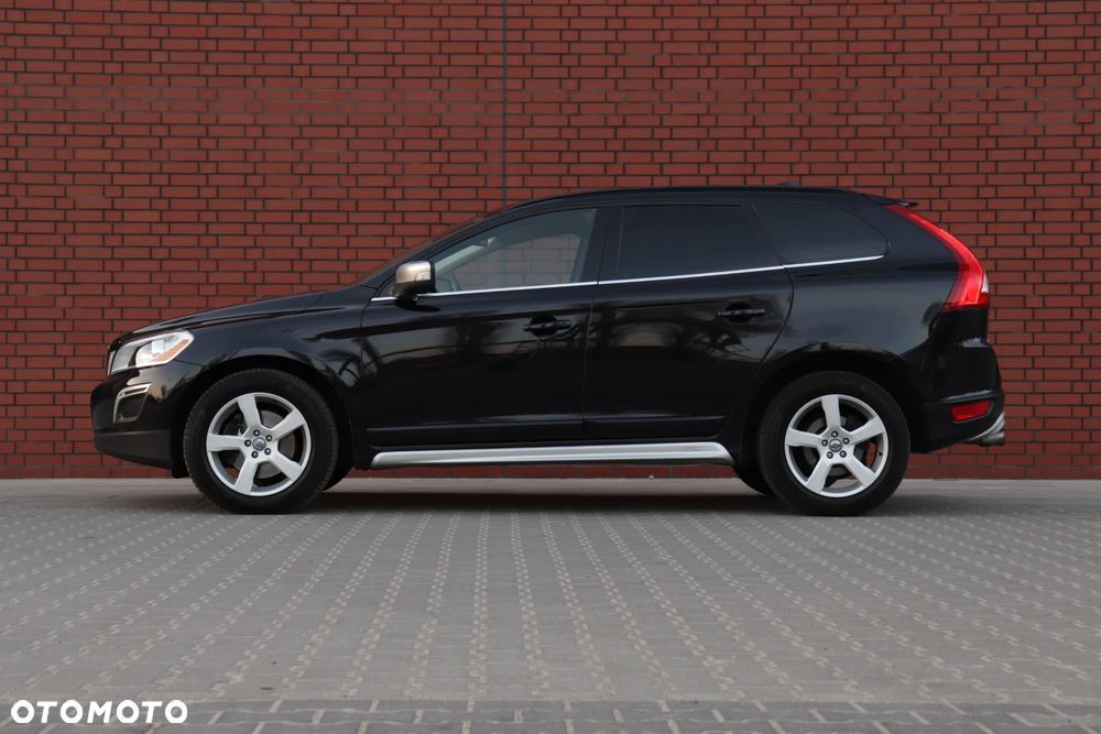 Volvo XC 60 D3 R-Design - 4