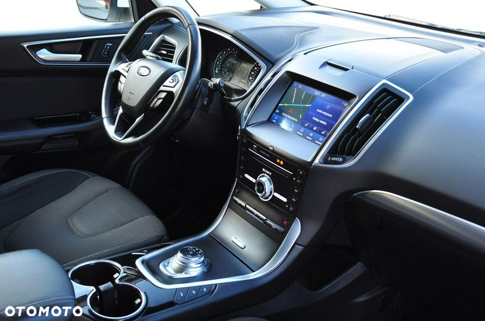 Ford S-Max - 29
