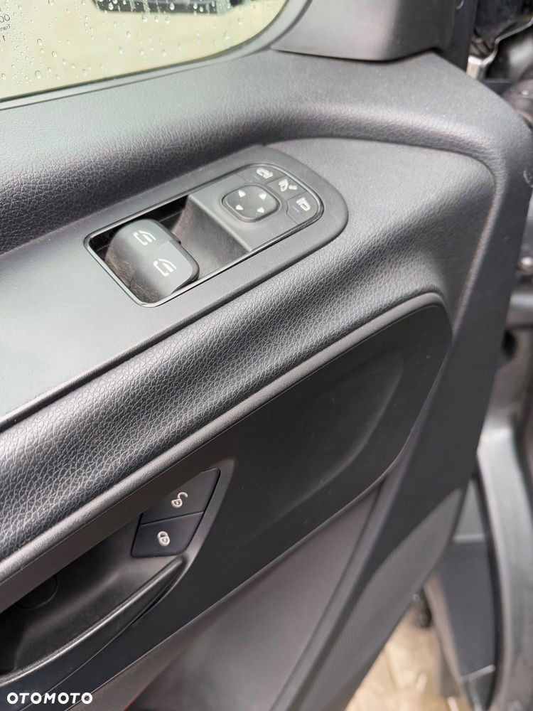 Mercedes-Benz Sprinter 319 CDI 907.233 - 24