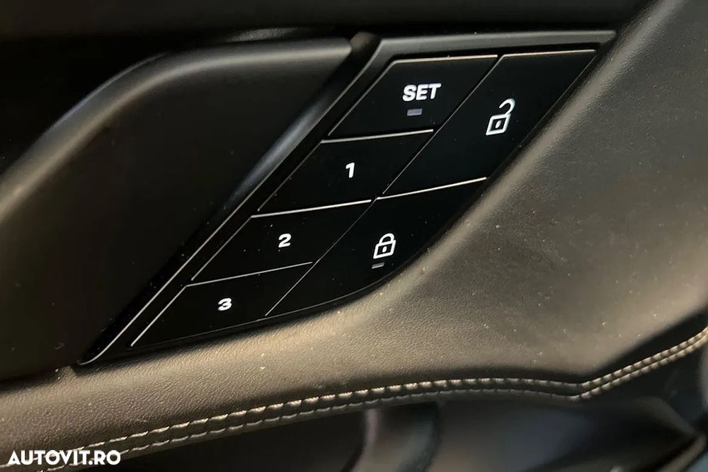 Porsche Taycan 4S Sport Performancebatterie Plus - 12