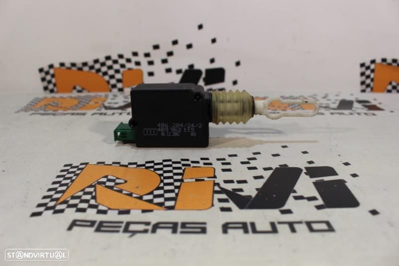 Fecho Da Mala Audi A3 (8L1)  4B9962115 / 4B9 962 115 - 1