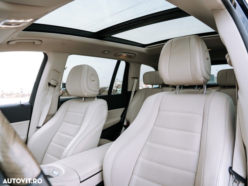 Mercedes-Benz GLS - 17