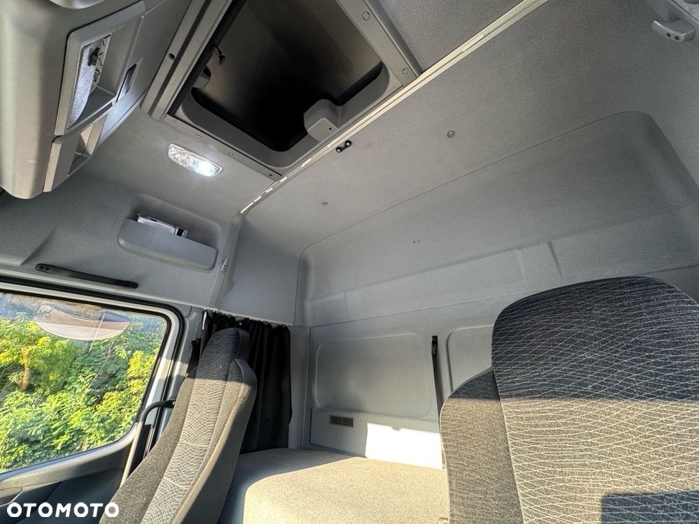 Mercedes-Benz Atego 1023 Autolaweta na dwa auta Pomoc Drogowa - 26