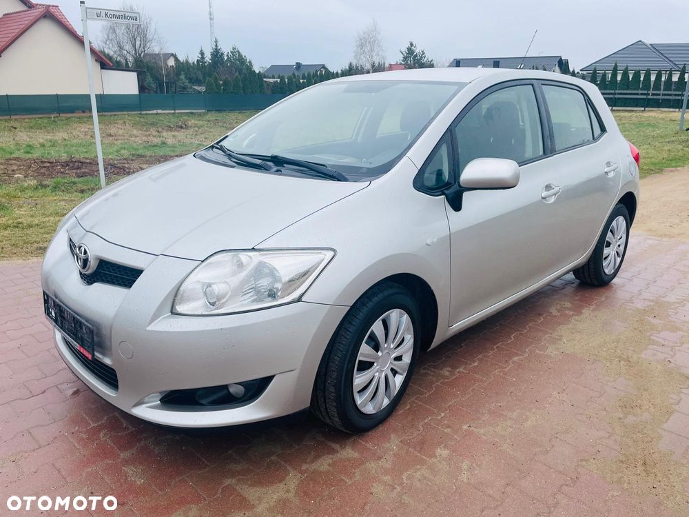 Toyota Auris 1.6 VVT-i Team - 2