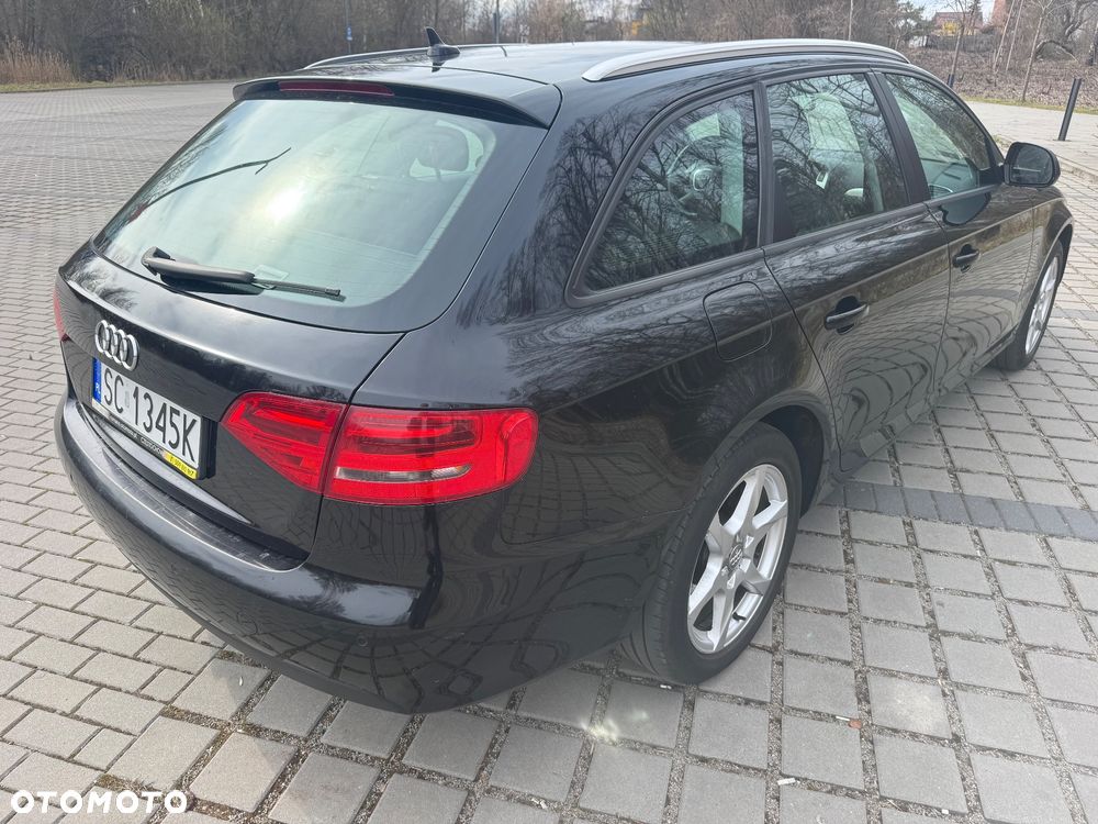 Audi A4 Avant - 4