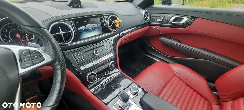 Mercedes-Benz SL - 7
