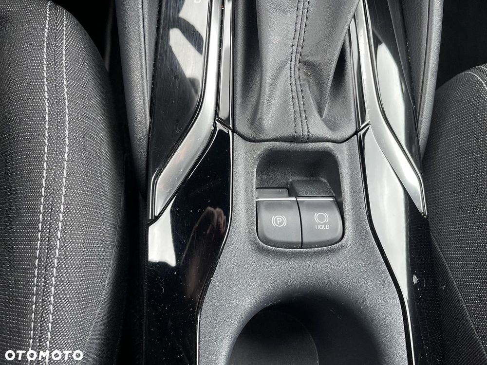 Toyota Corolla 1.8 Hybrid Comfort - 17