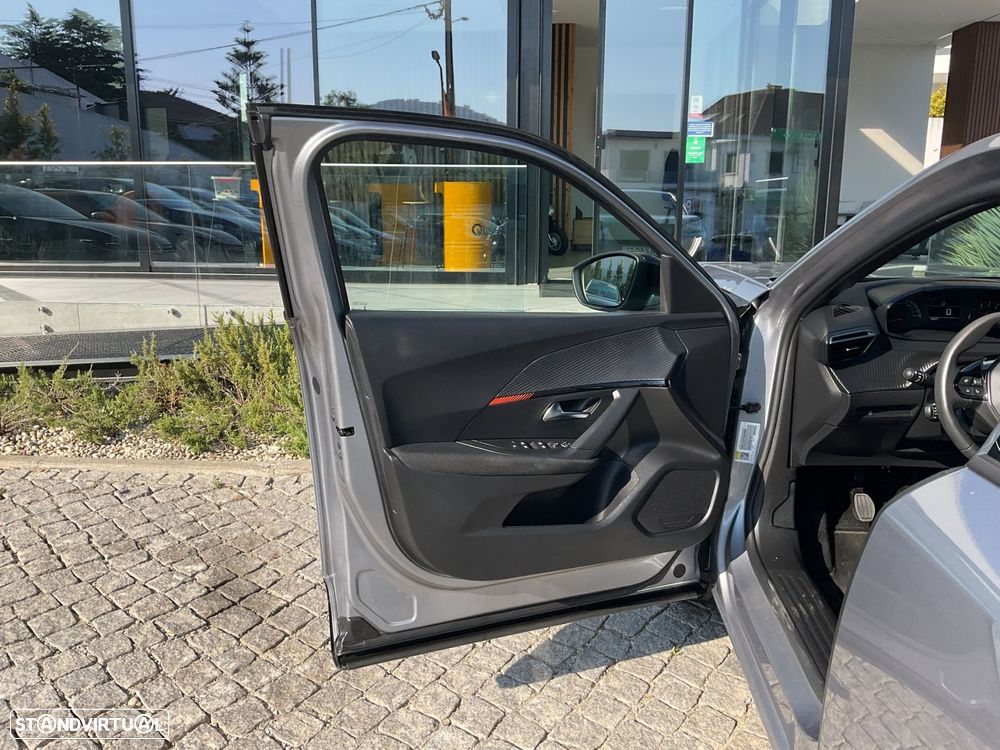 Peugeot 2008 1.2 PureTech Active Pack - 19