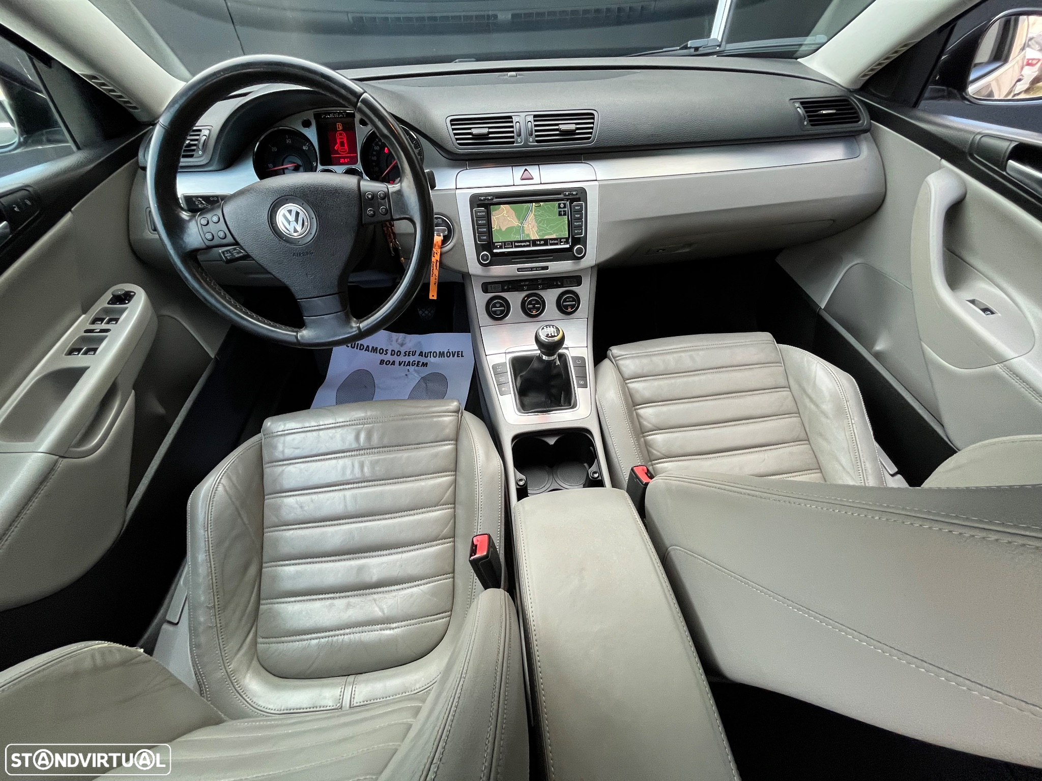 VW Passat 2.0 TDI Highline - 10
