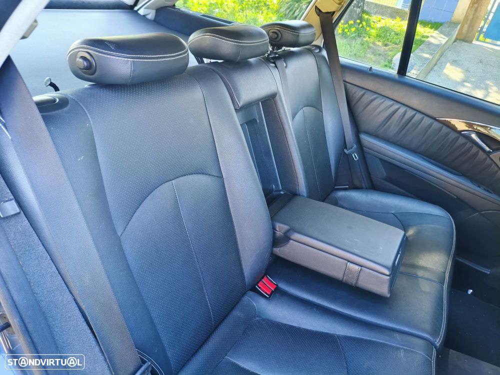 Mercedes-Benz E 320 CDI 7G-TRONIC Avantgarde DPF BusinessEDITION - 4