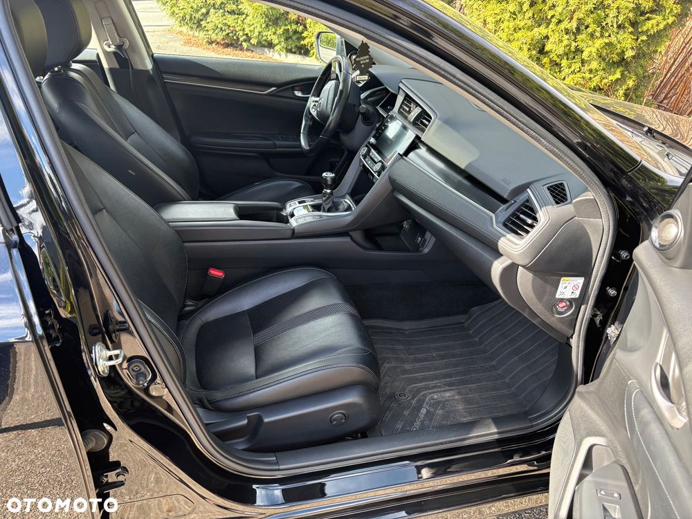 Honda Civic 1.5 T Executive - 12