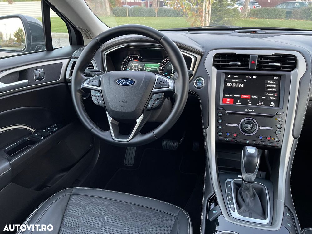 Ford Mondeo Vignale 2.0 TDCi Powershift - 8