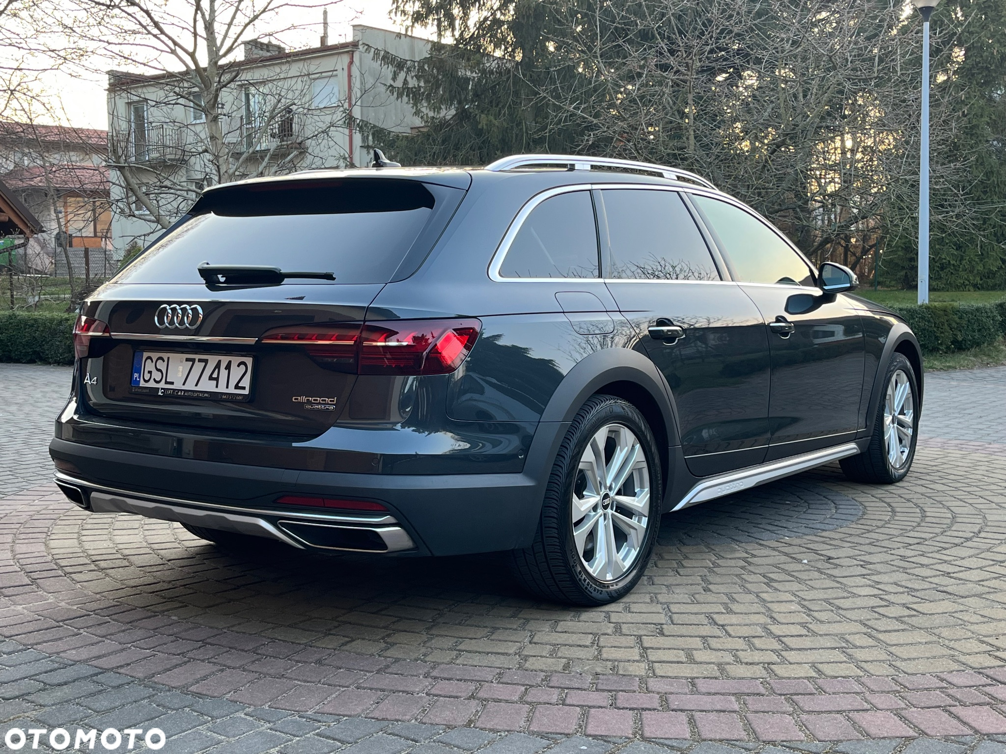 Audi A4 Allroad quattro 45 TFSI S tronic - 11