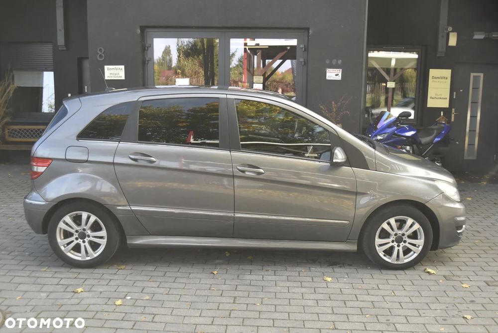 Mercedes-Benz Klasa B 180 CDI Special Edition - 18