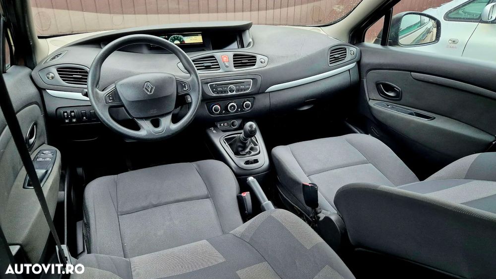 Renault Scenic - 21