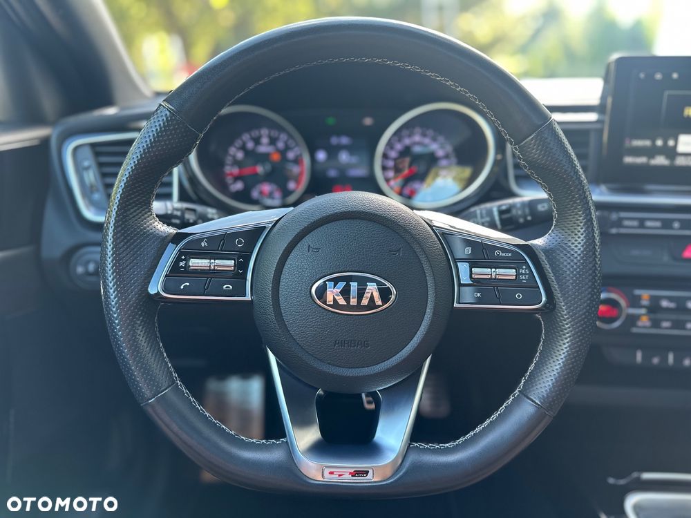 Kia ProCeed - 28