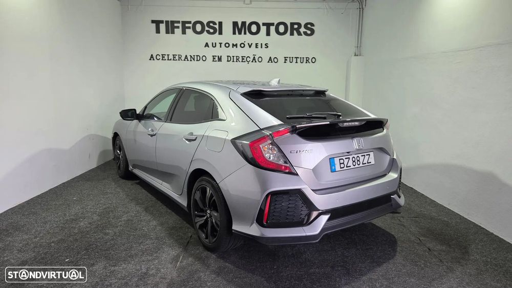 Honda Civic 1.0 i-VTEC Elegance Navi CVT - 7