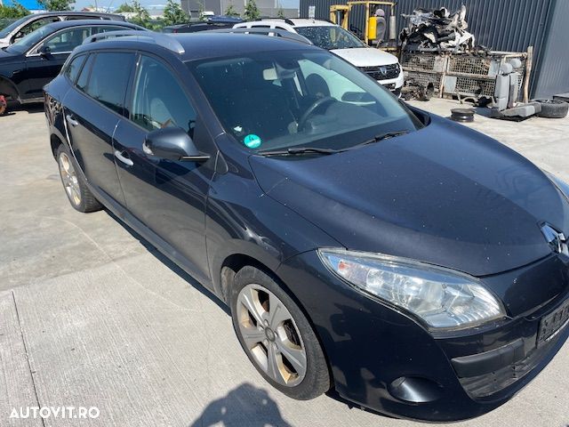 Dezmembrez Renault Megane 3 An 2012 1.9 DCI - 9