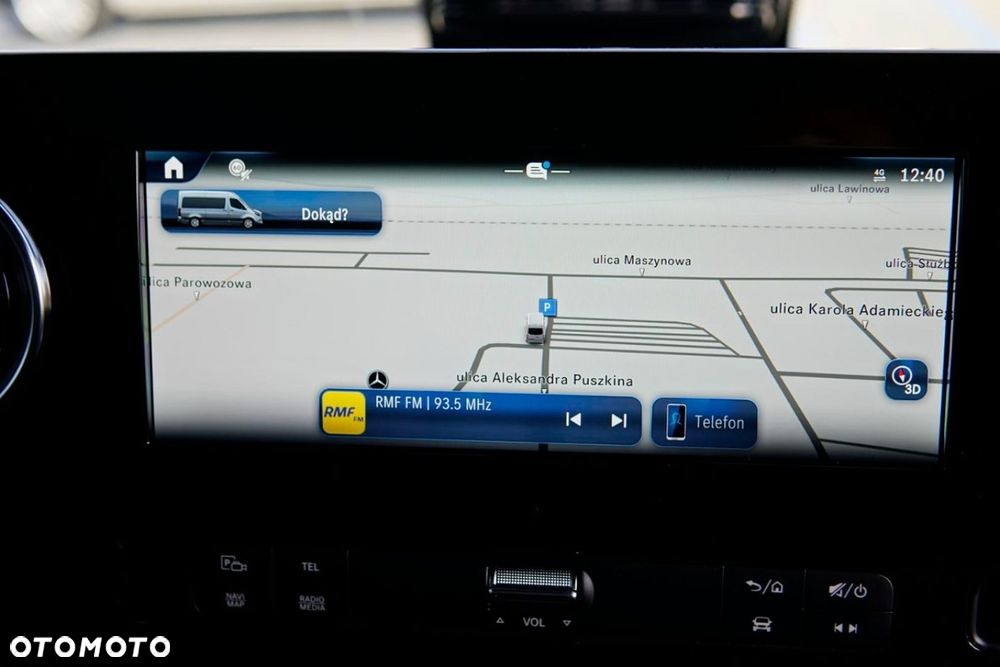 Mercedes-Benz Sprinter - 14