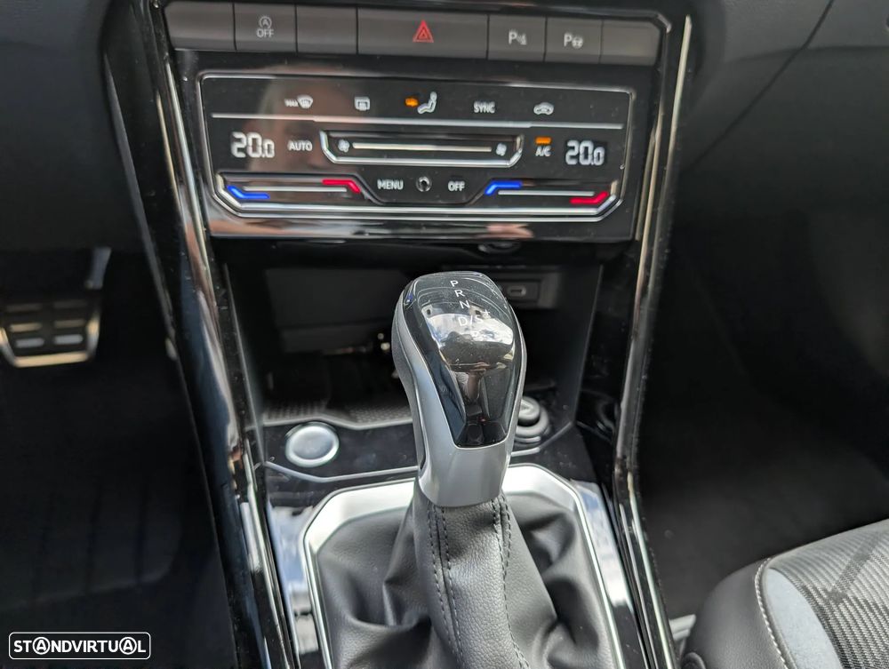 VW T-Roc 2.0 TDI R-Line DSG - 28