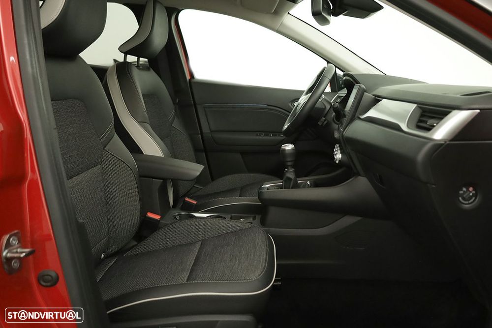 Renault Captur 1.0 TCe Techno Bi-Fuel - 21