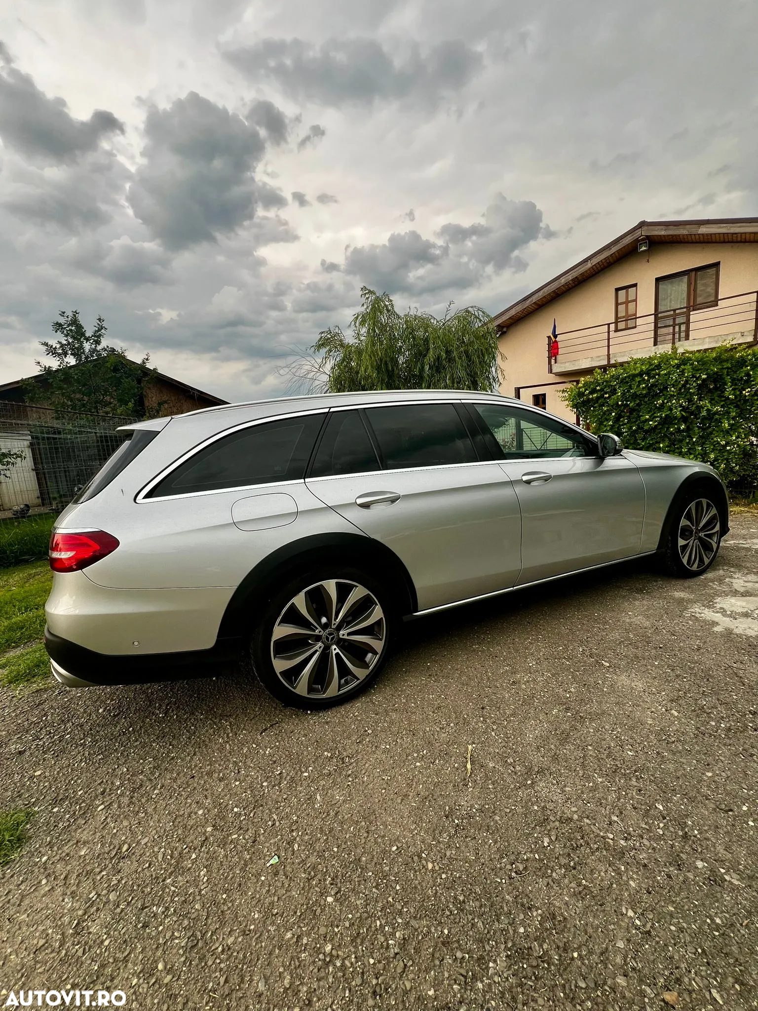 Mercedes-Benz E 220 d All-Terrain 4MATIC Aut. - 5
