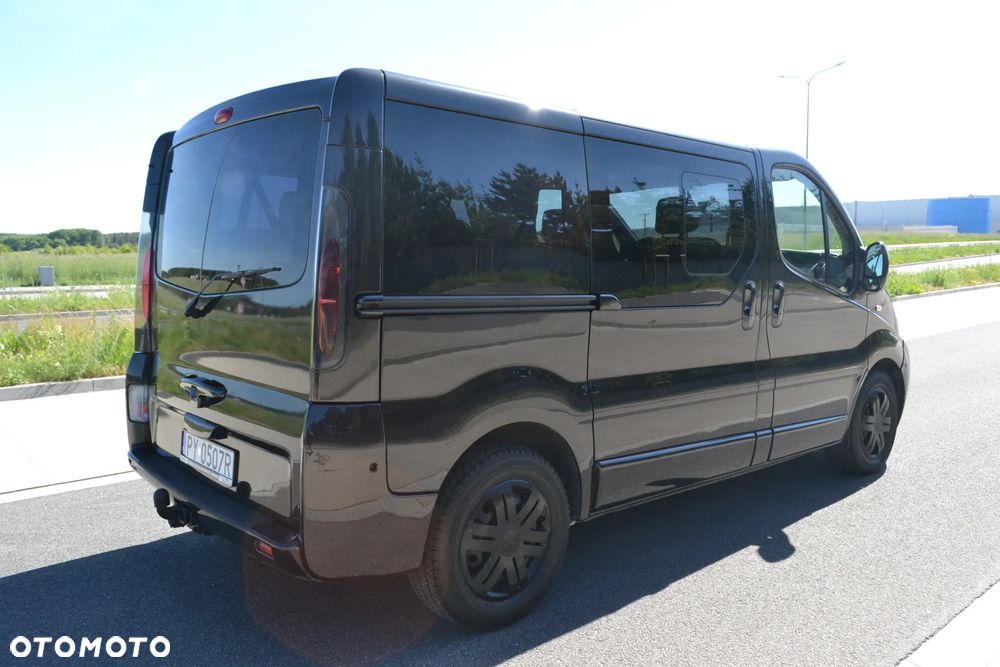 Renault Trafic Passenger Expression - 3