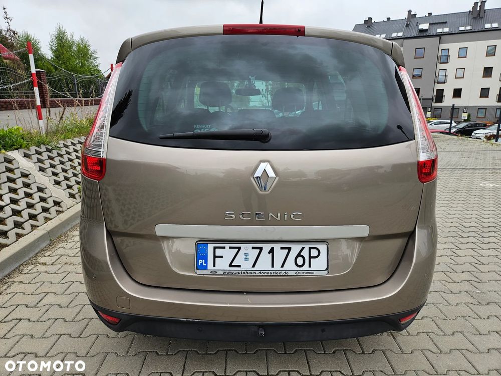 Renault Grand Scenic 1.6 16V 110 Dynamique - 4