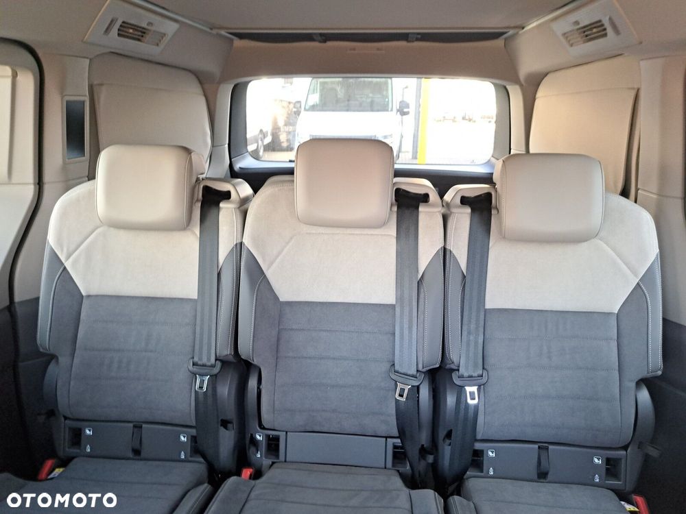 Volkswagen California - 24