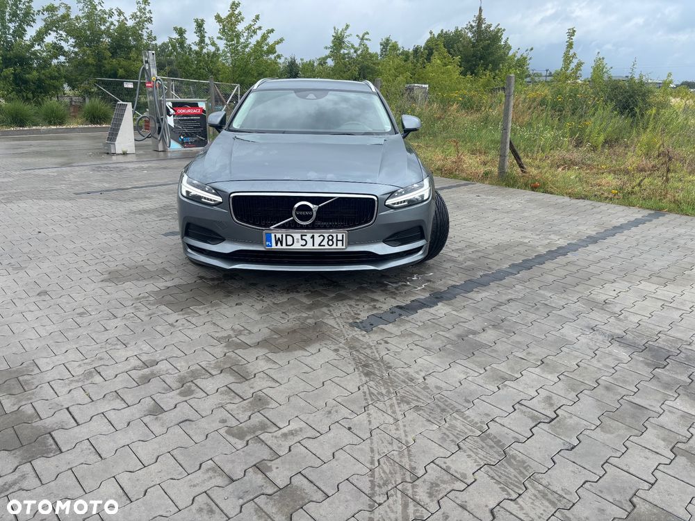 Volvo V90 D5 AWD Momentum - 2
