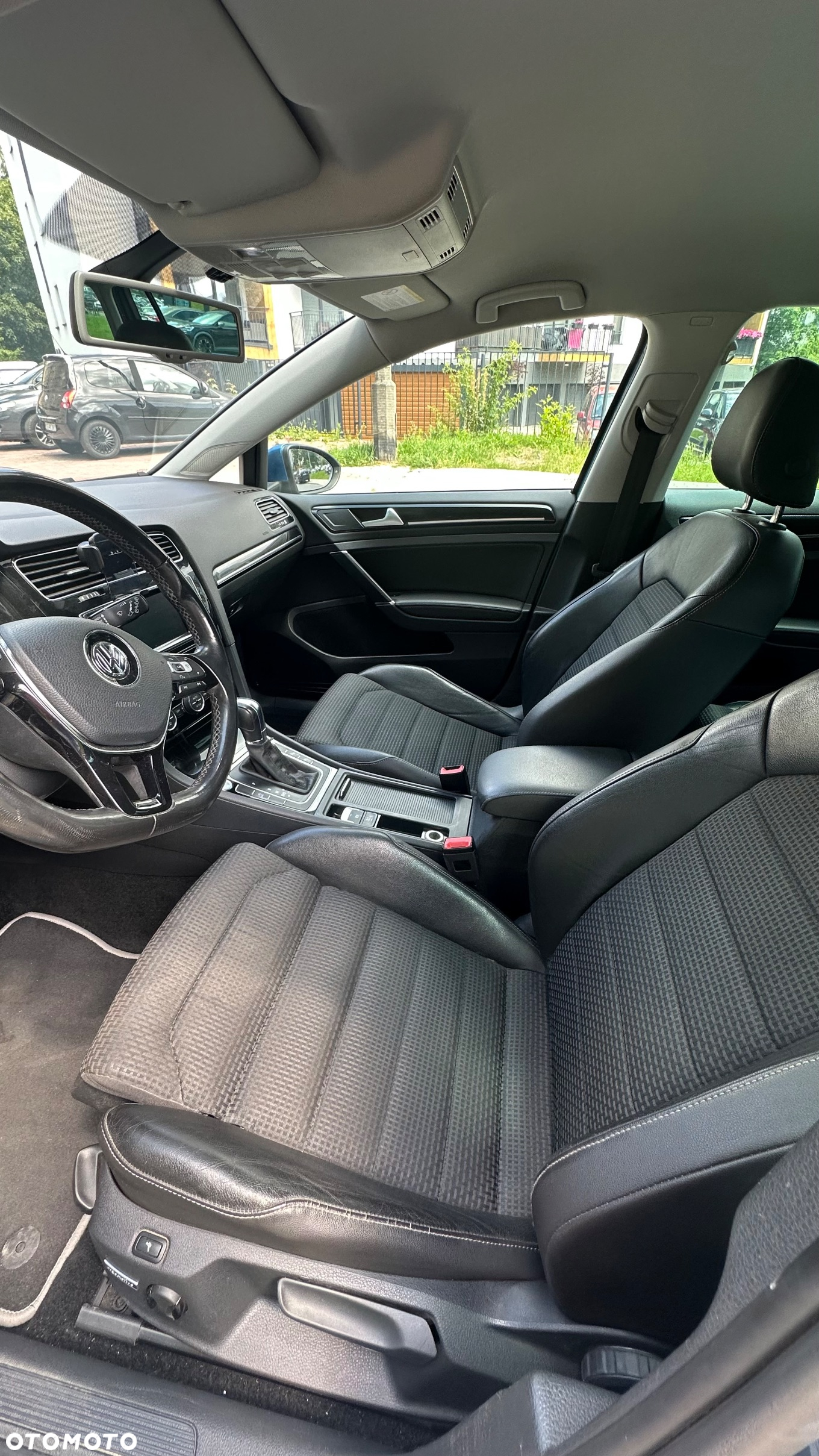 Volkswagen Golf - 4