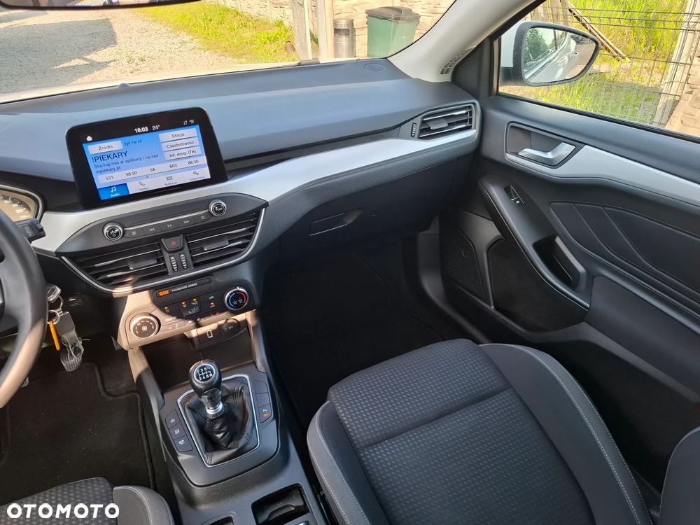 Ford Focus - 10