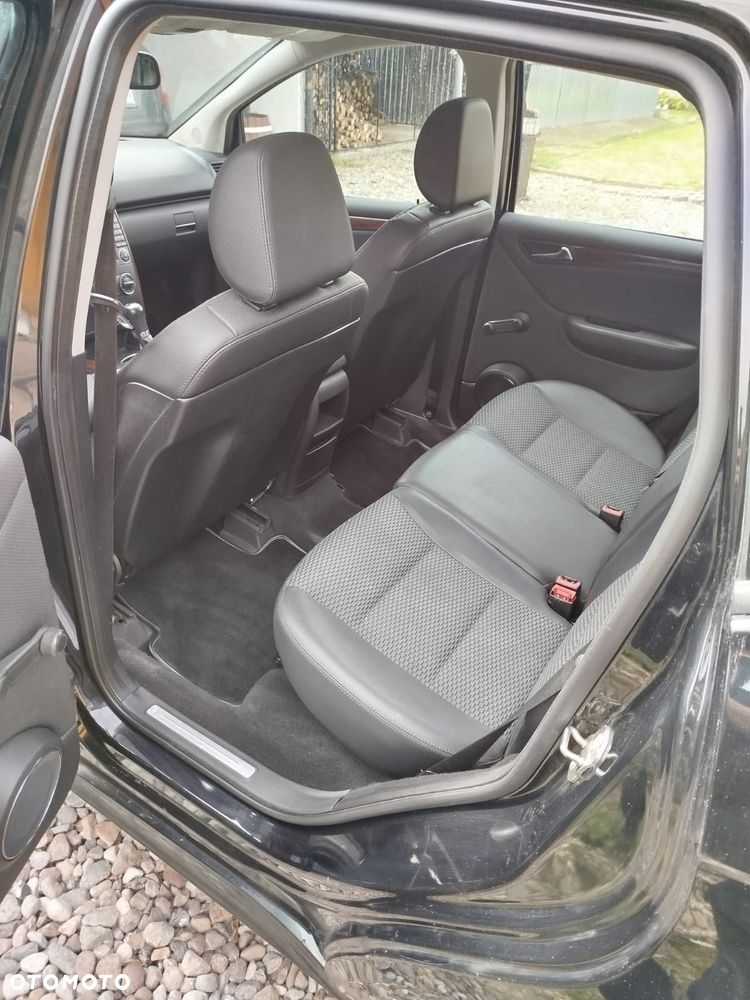 Mercedes-Benz Klasa A 170 BlueEFFICIENCY Avantgarde - 11