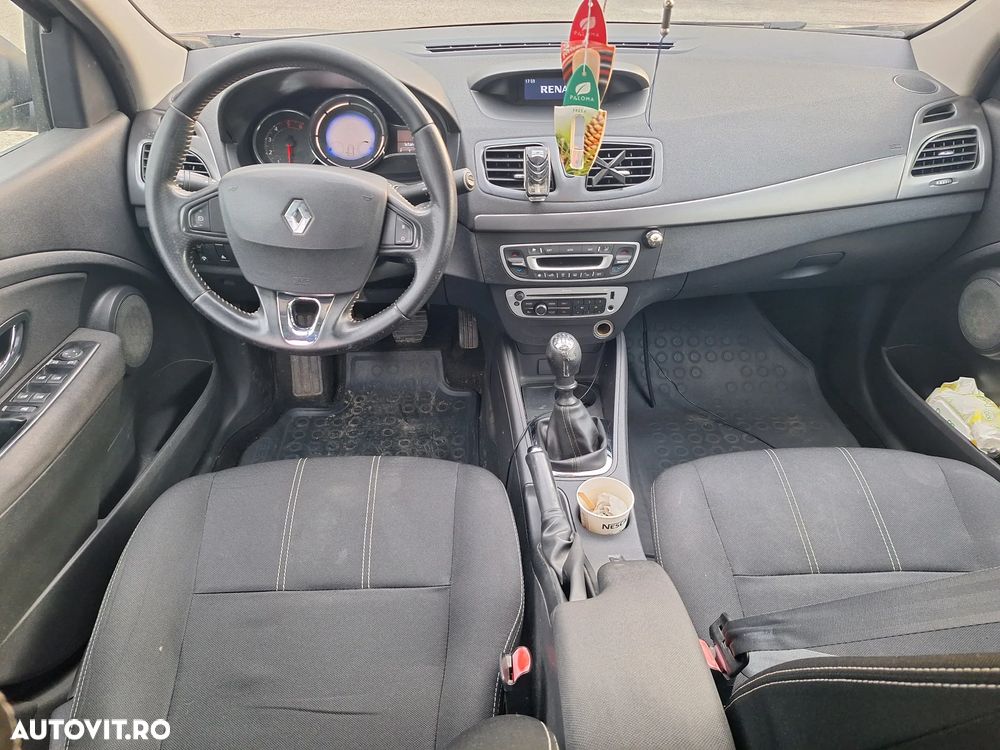 Renault Fluence 1.5dCi Privilege - 8