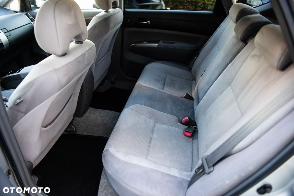 Toyota Prius 1.5 VVT-i Prestige - 21
