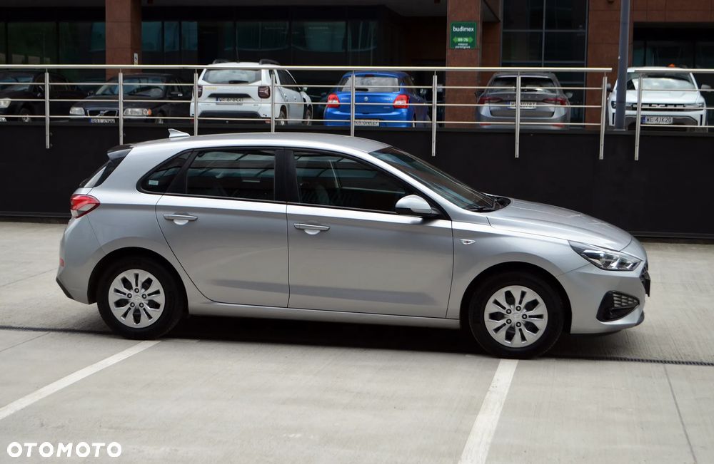 Hyundai i30 1.5 DPI Modern - 39