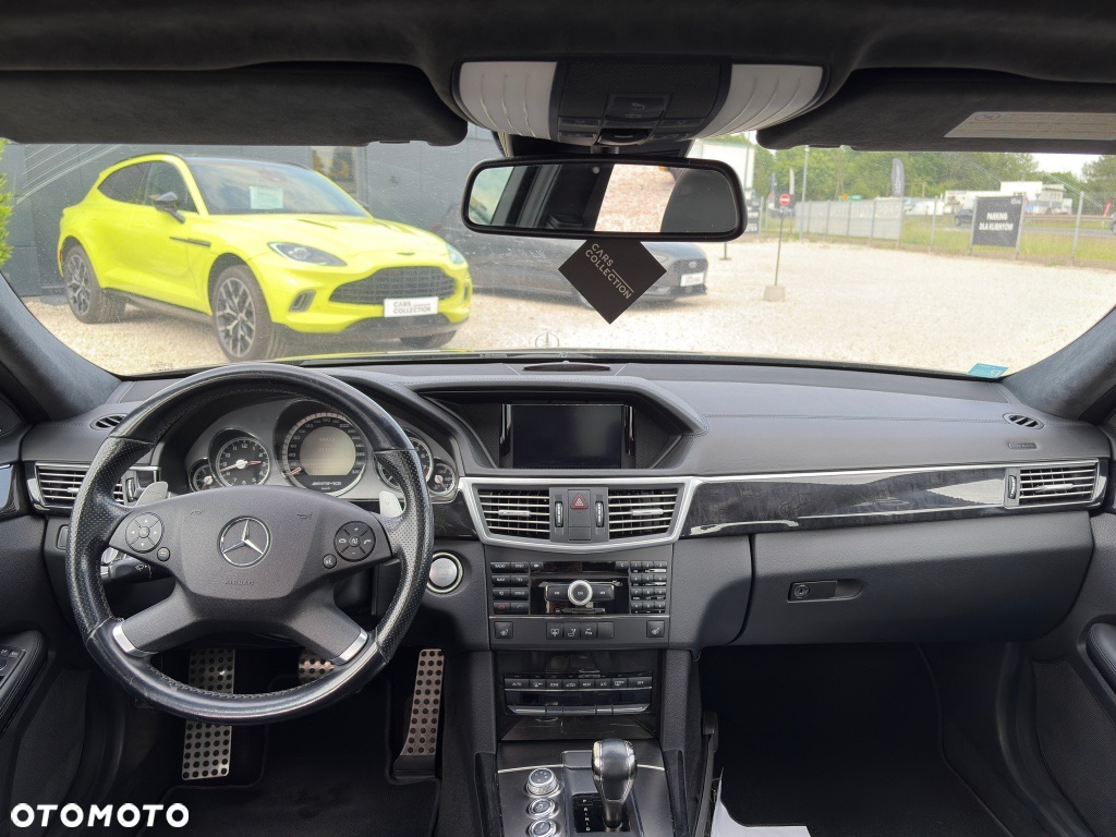 Mercedes-Benz Klasa E 63 AMG T AMG Speedshift 7G-MCT - 12