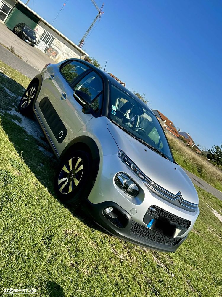 Citroën C3 1.2 PureTech Shine - 2