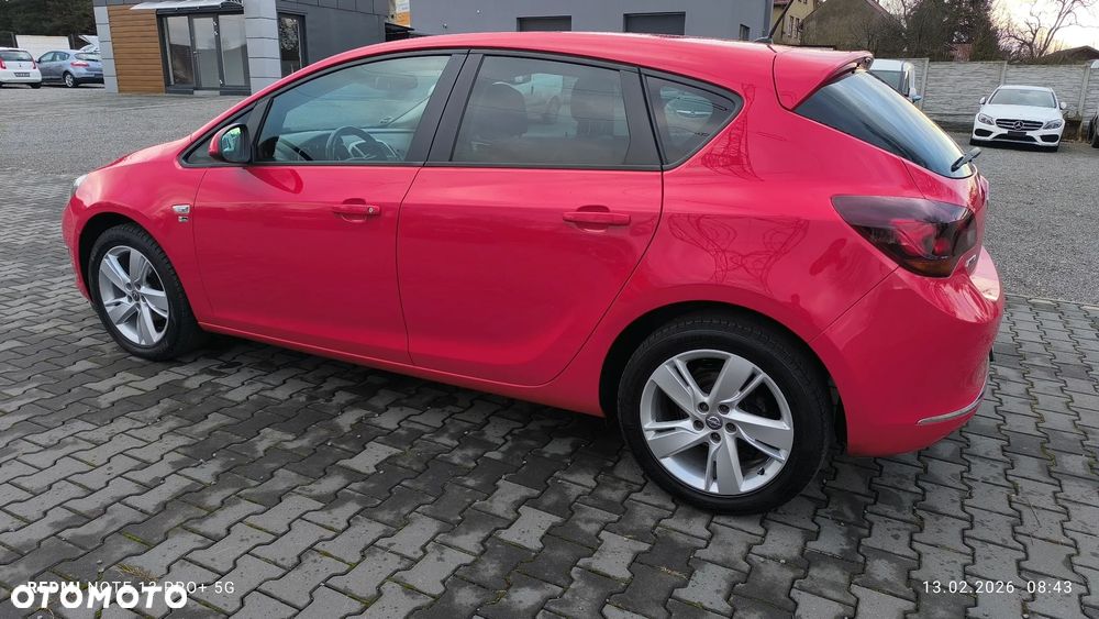 Opel Astra 1.4 Turbo 150 Jahre - 5