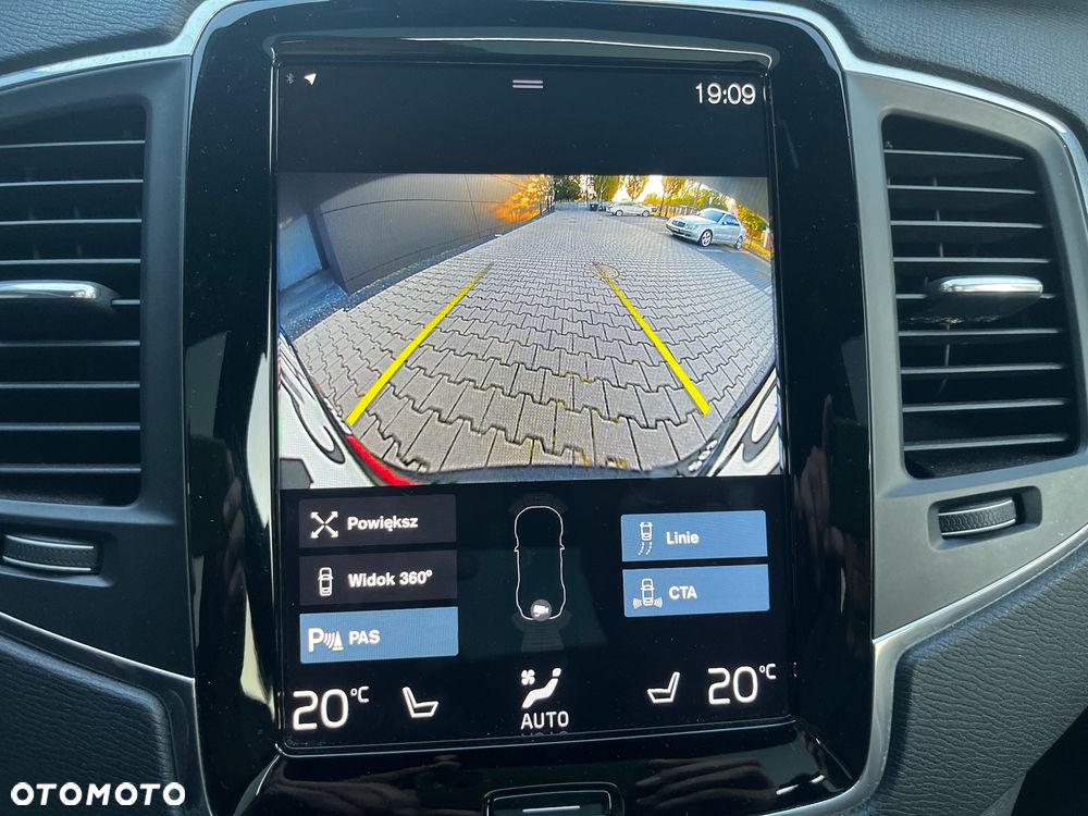 Volvo XC 90 T6 AWD Momentum 7os - 26