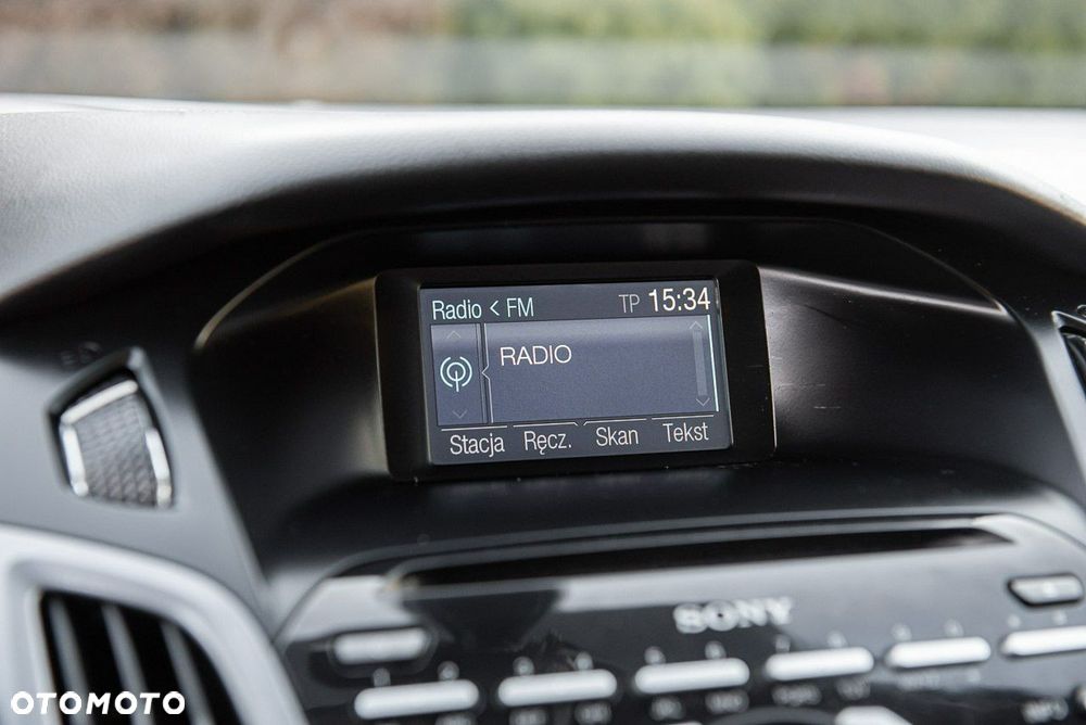 Ford Focus 1.6 EcoBoost Titanium - 20
