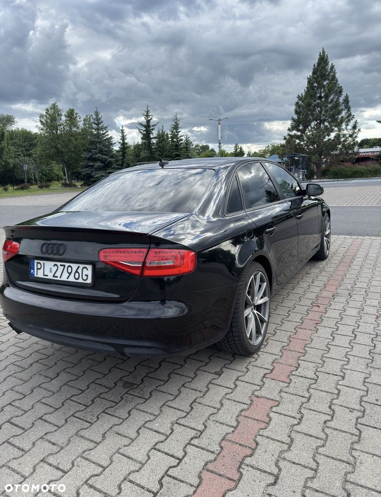 Audi A4 Limousine 2.0 TFSI Quattro - 6