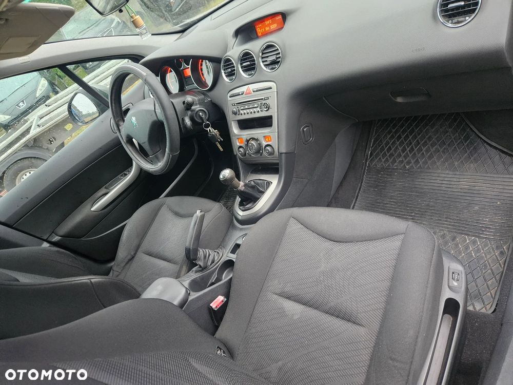 Peugeot 308 - 13