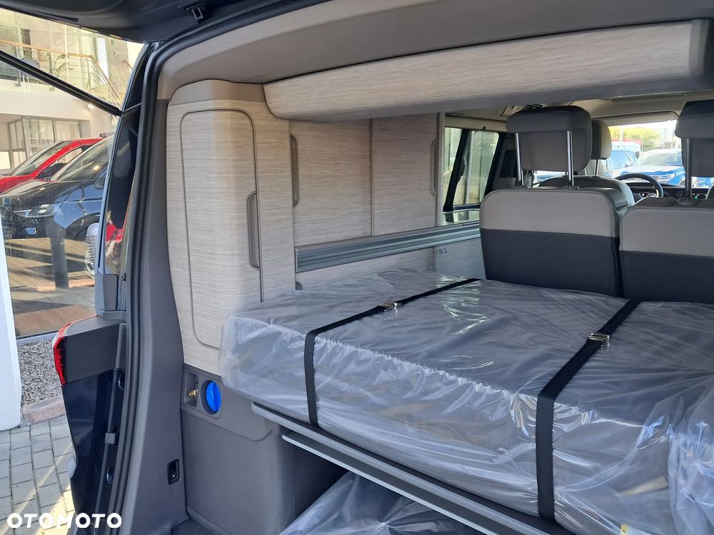 Volkswagen Multivan - 19