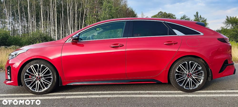 Kia ProCeed - 12